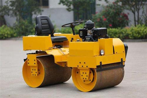 小型壓路機(jī)安全?？考记? title=